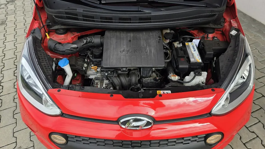 HYUNDAI i10 -