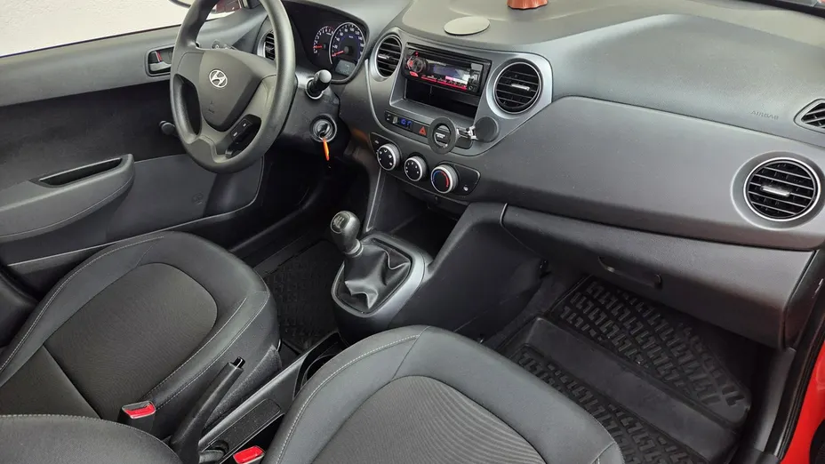 HYUNDAI i10 -