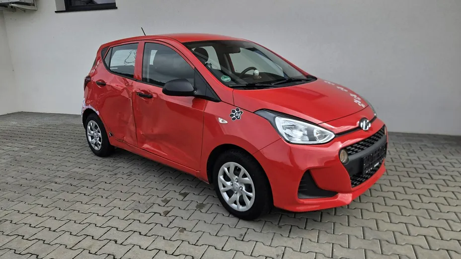 HYUNDAI i10 -