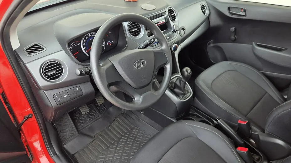 HYUNDAI i10 -