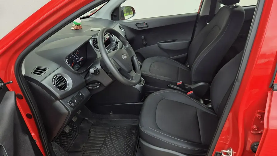 HYUNDAI i10 -