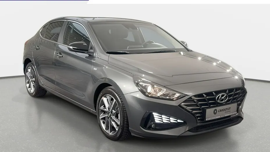 HYUNDAI i30 -