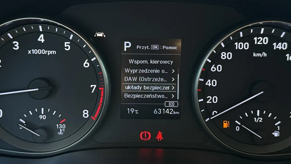 HYUNDAI i30 -