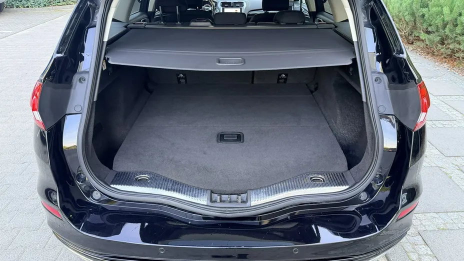 FORD Mondeo -