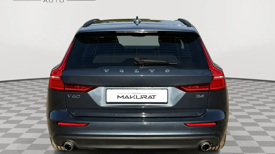 VOLVO V60 -
