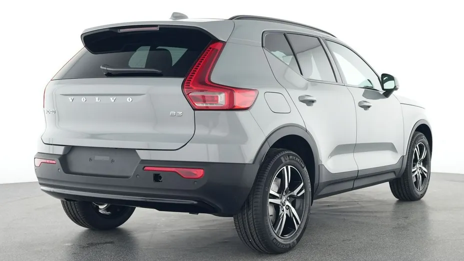 VOLVO XC40 -