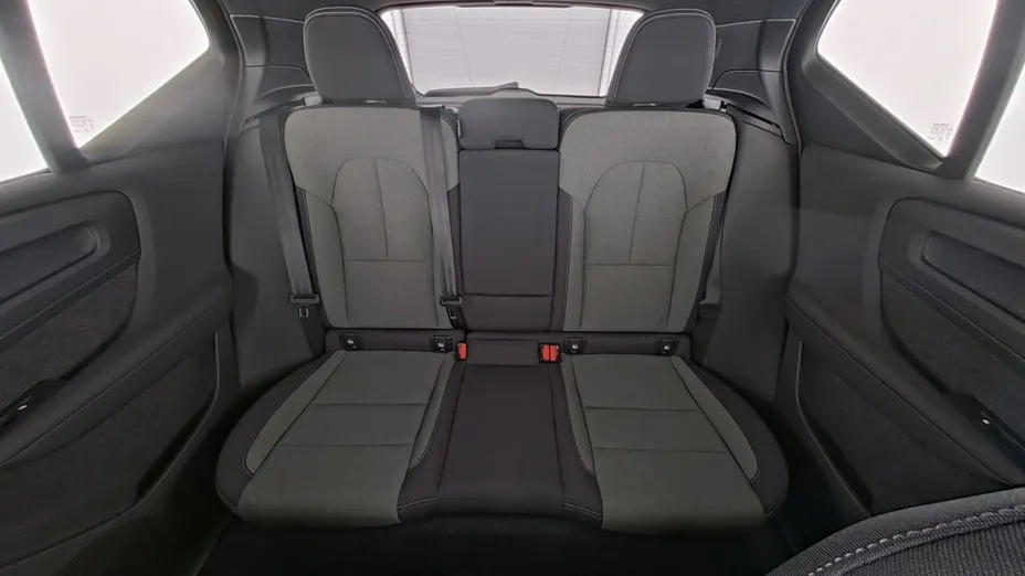 VOLVO XC40 -