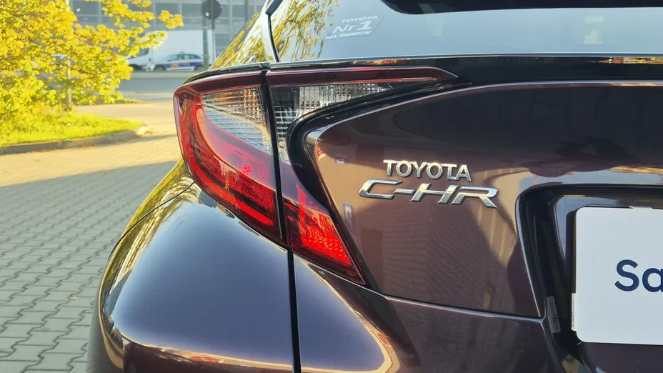 TOYOTA C-HR -