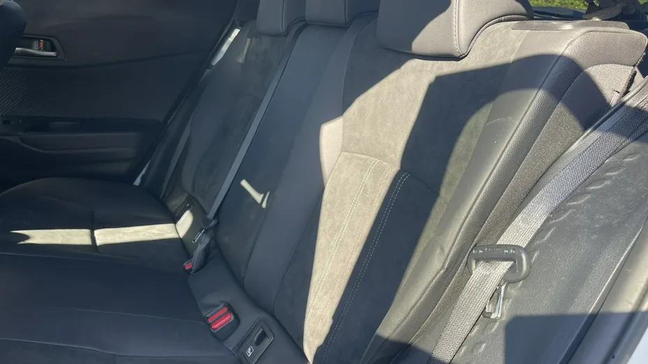 TOYOTA C-HR -