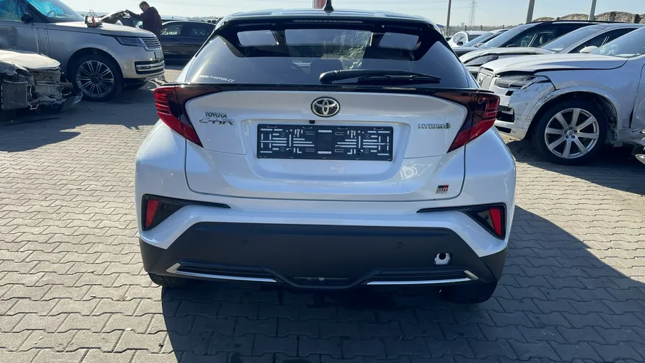 TOYOTA C-HR -