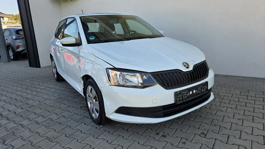 SKODA Fabia -