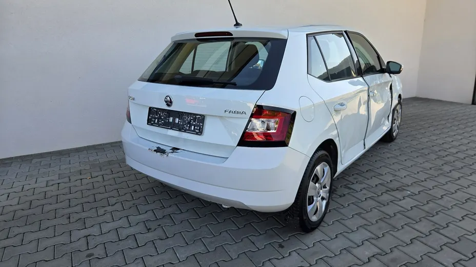 SKODA Fabia -