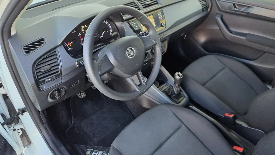 SKODA Fabia -