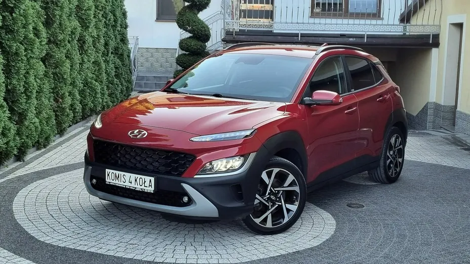 HYUNDAI Kona -