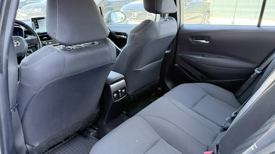 TOYOTA Corolla -