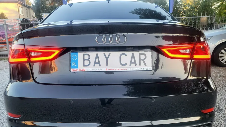 AUDI A3 Limousine -