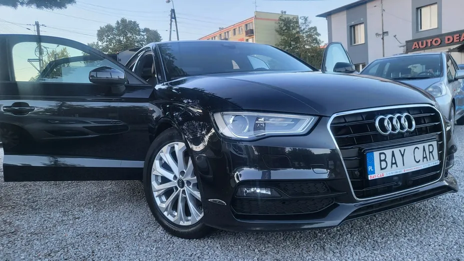 AUDI A3 Limousine -