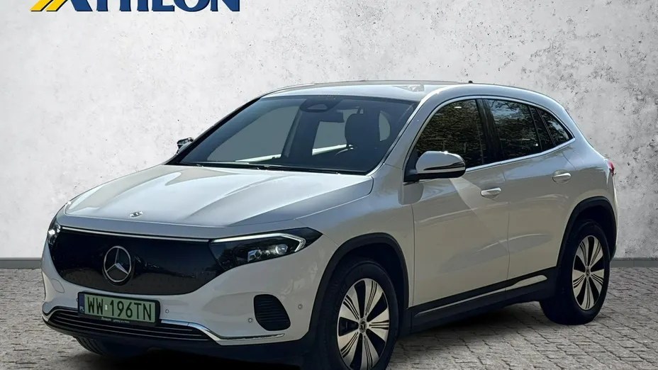 MERCEDES-BENZ EQA -
