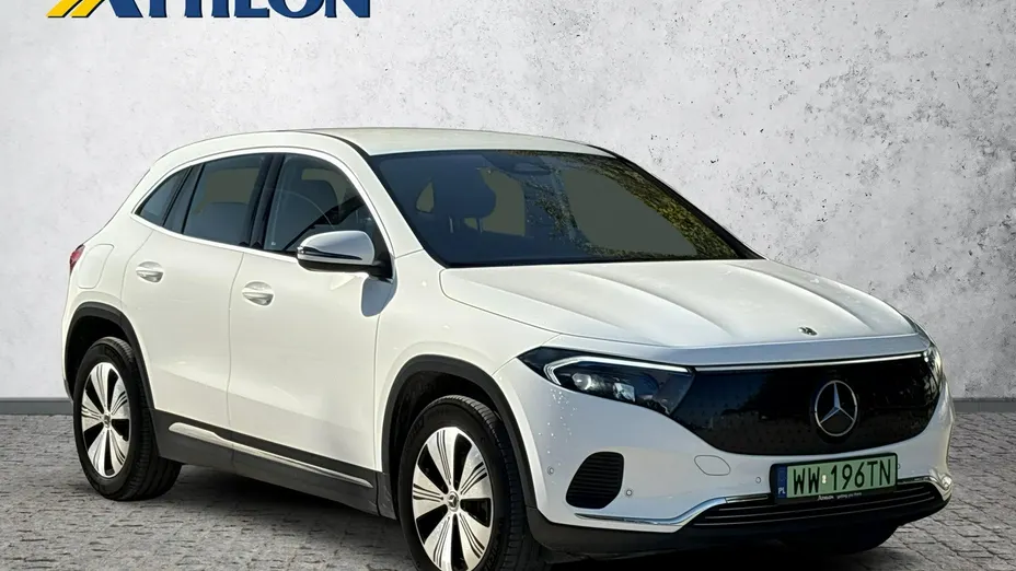 MERCEDES-BENZ EQA -