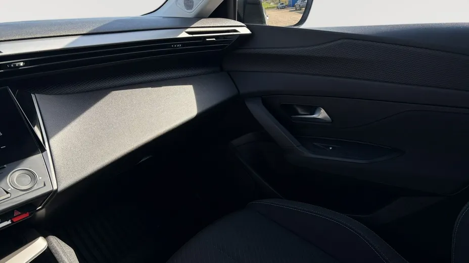 PEUGEOT 308 -
