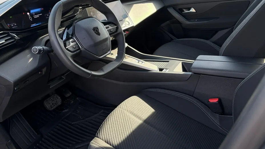PEUGEOT 308 -