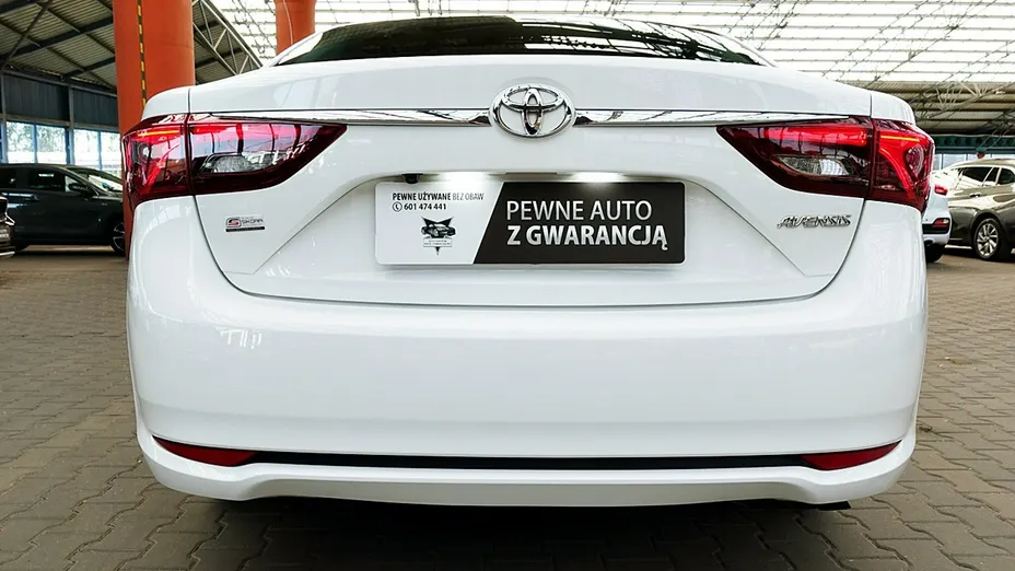 TOYOTA Avensis -