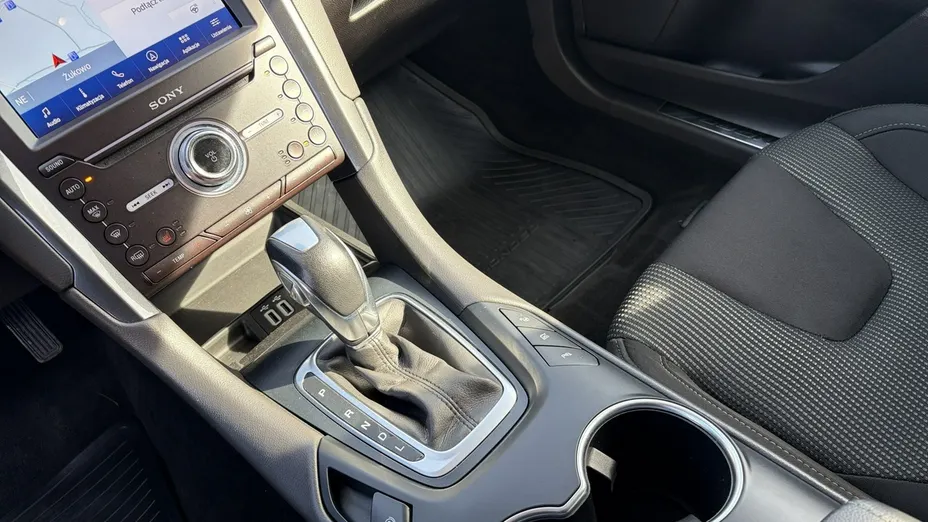 FORD Mondeo -