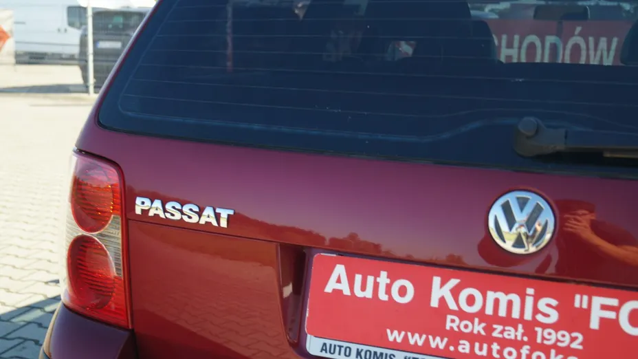 VOLKSWAGEN Passat -
