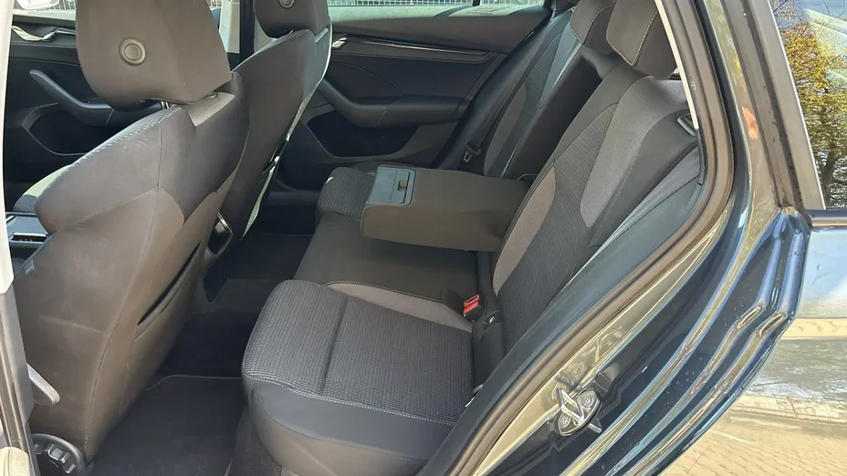 SKODA Octavia -