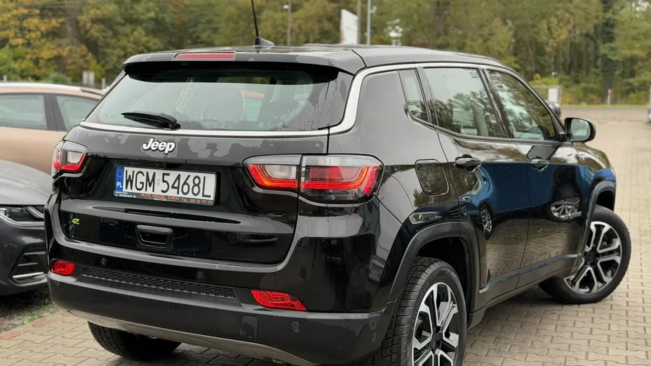 JEEP Compass -