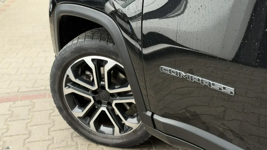 JEEP Compass -