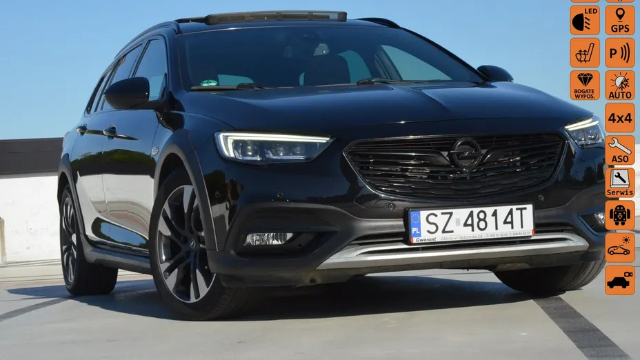 OPEL Insignia -