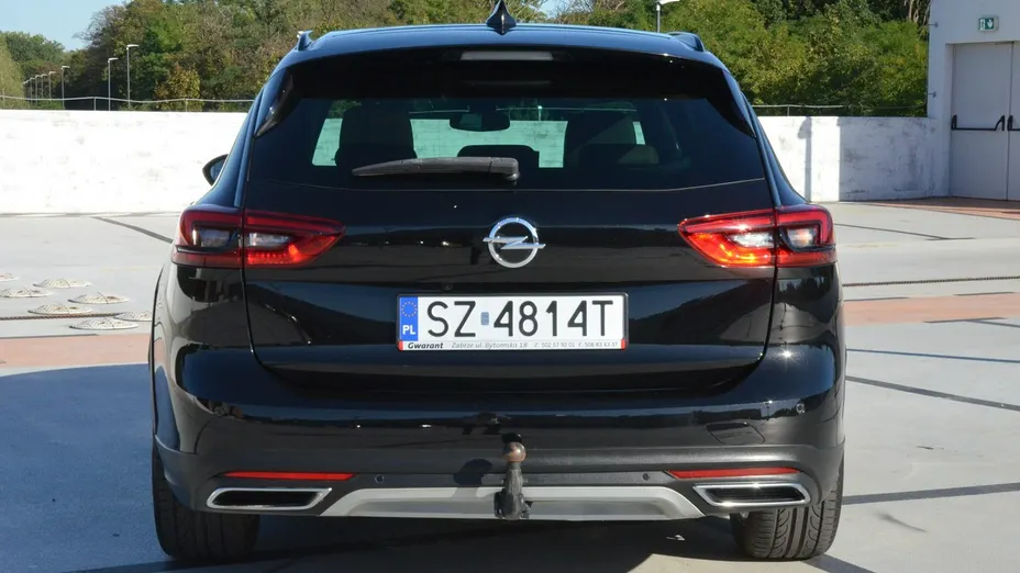 OPEL Insignia -