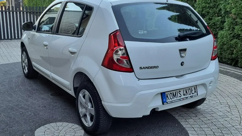 DACIA Sandero -