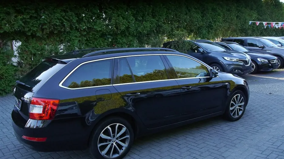 SKODA Octavia -