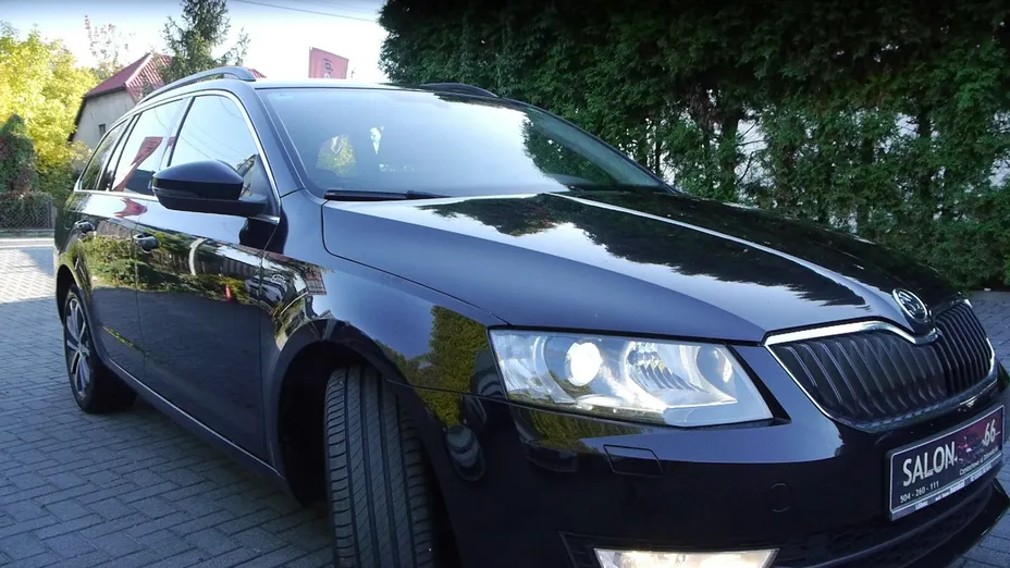 SKODA Octavia -