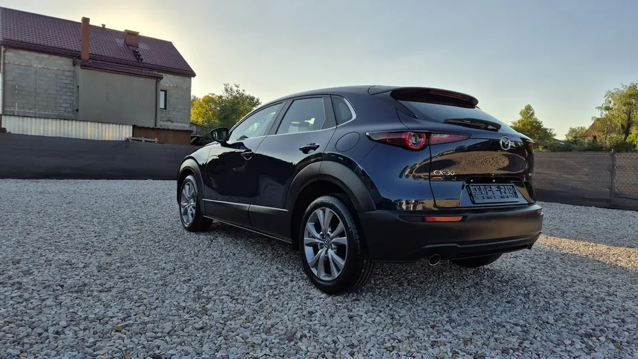 MAZDA CX-30 -