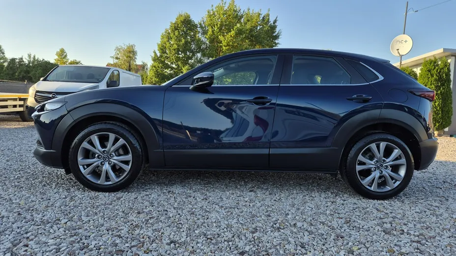 MAZDA CX-30 -