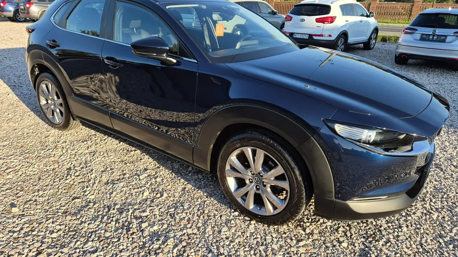 MAZDA CX-30 -