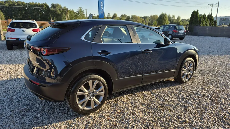 MAZDA CX-30 -