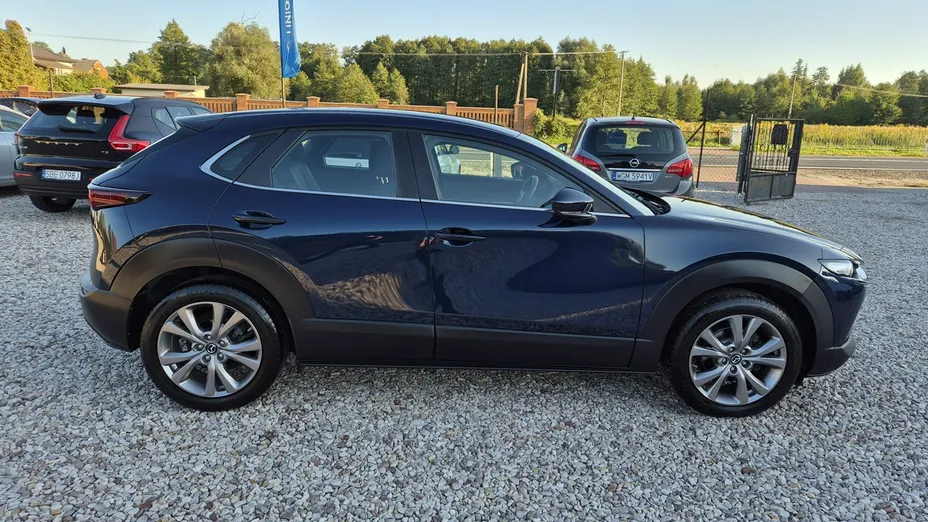 MAZDA CX-30 -