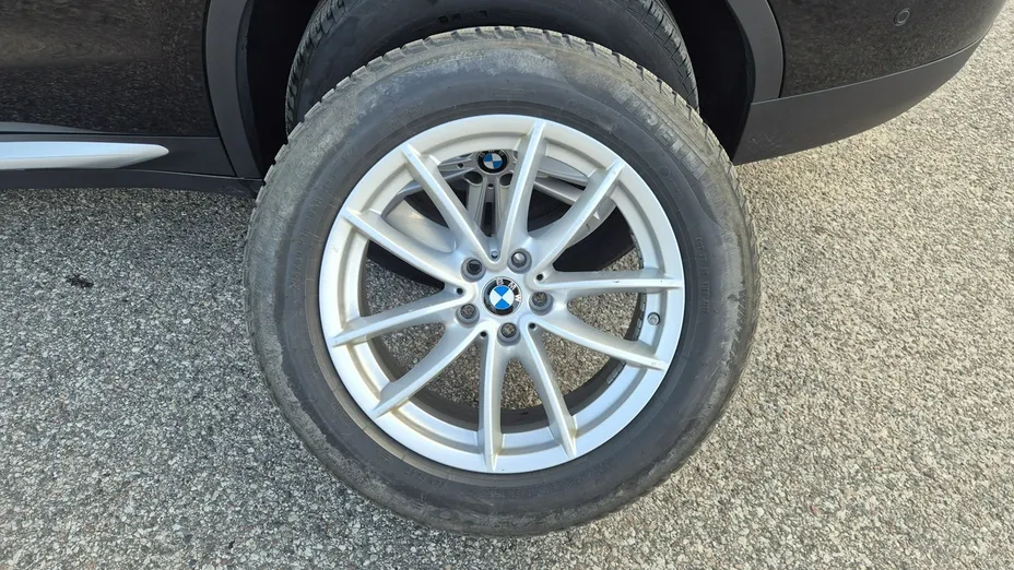 BMW X3 -