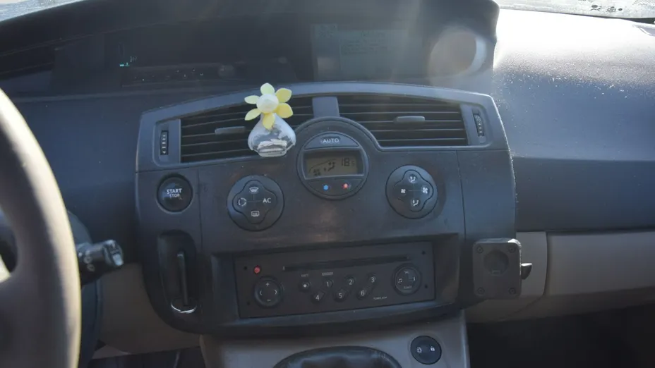 RENAULT Scenic -