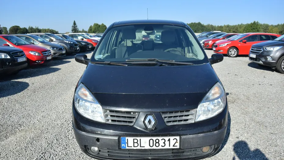 RENAULT Scenic -