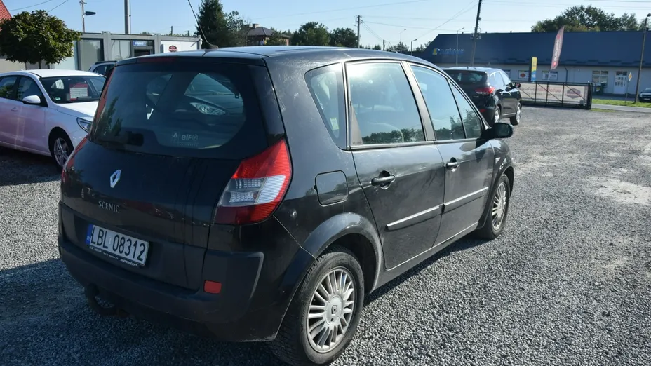 RENAULT Scenic -