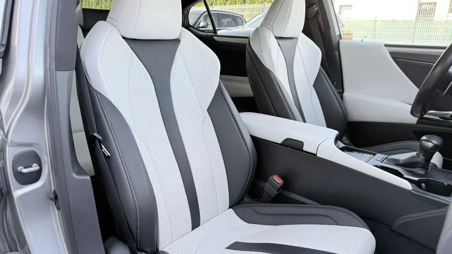 LEXUS ES -