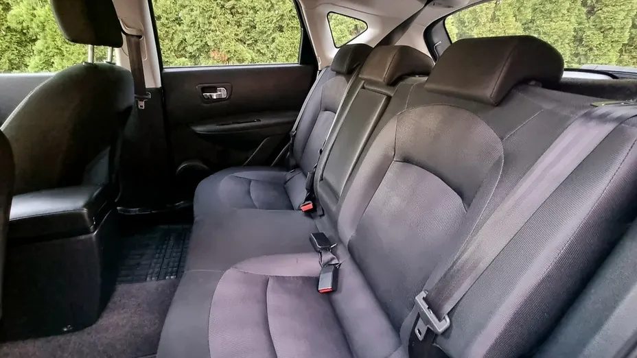NISSAN Qashqai -