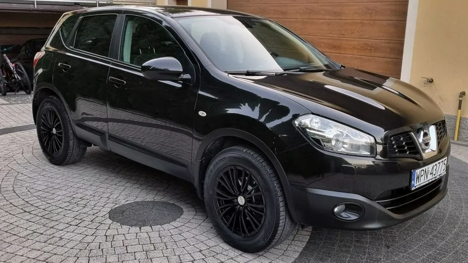 NISSAN Qashqai -