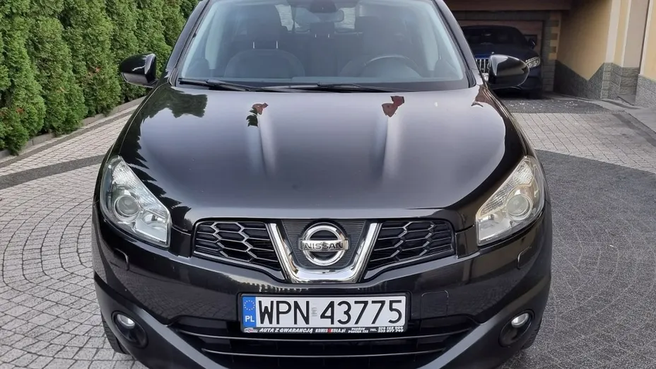 NISSAN Qashqai -