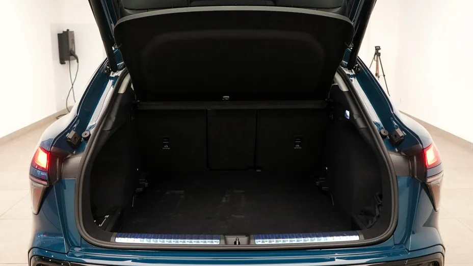 AUDI Q3 Sportback -